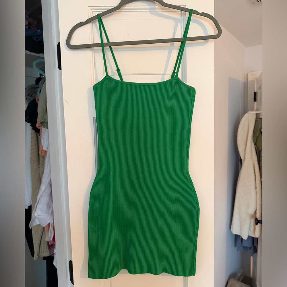 ARITZIA Babaton Dress